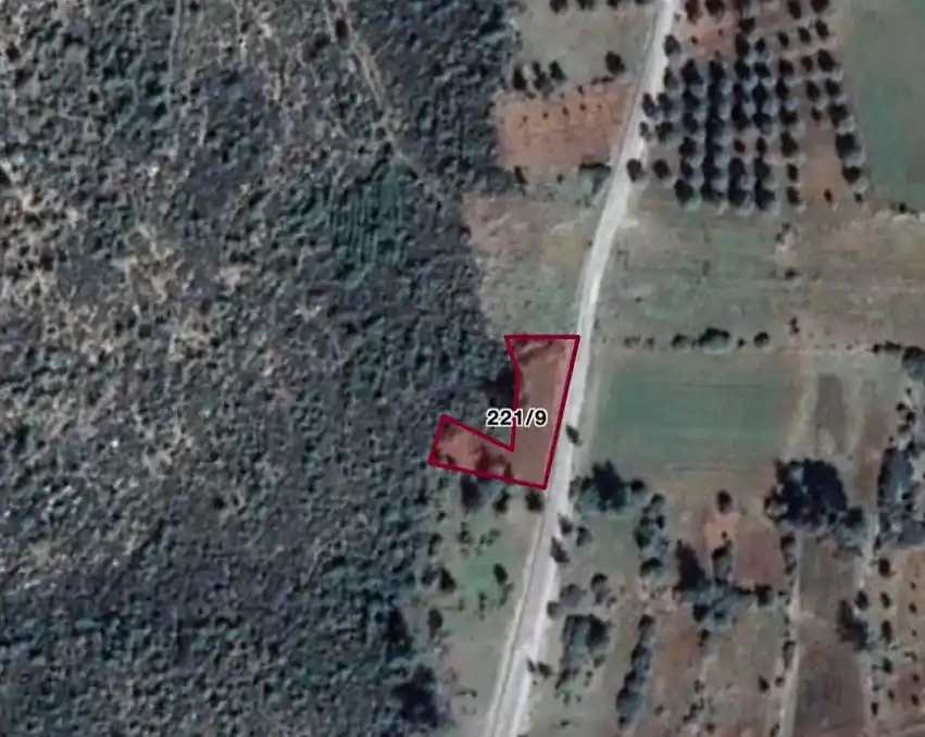 Bodrum'da Yola Cepheli Satılık Tarla,  Mazıbahçe 1060m2